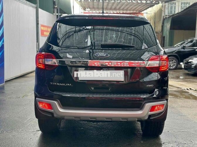 Ford Everest Titanium 2 cầu 2021 Pháp Nhân Cty XHĐ