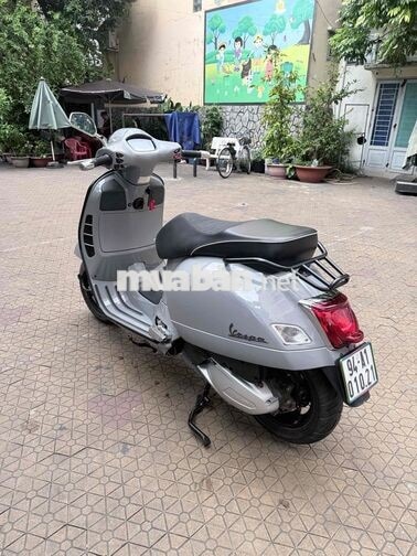 Piaggio GTS 300 HPE Xám xi măng