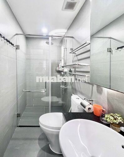 Cần bán căn hộ chung cư Vĩnh Hội, 2PN, nhà đẹp như hình, đã có sổ