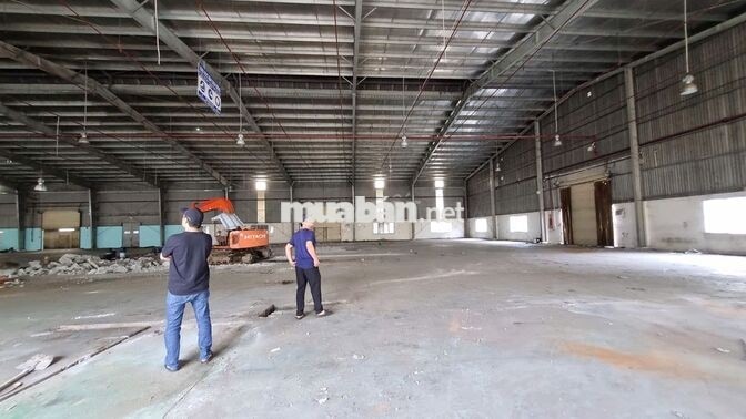 Cho thuê nhà xưởng Đức Hòa 5.000m², VP 450m², 650KVA, PCCC tự động