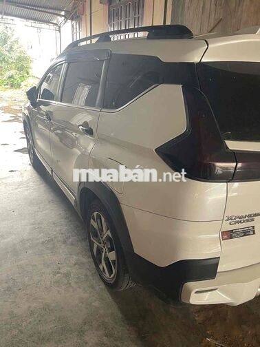 Mitsubishi Xpander Cross 2023 Trắng 18000 km