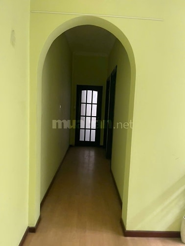 Cho thuê nhà DT 160m2 x 4 tầng, ngõ ô tô tránh 192 Lê Trọng Tấn, MT 6m