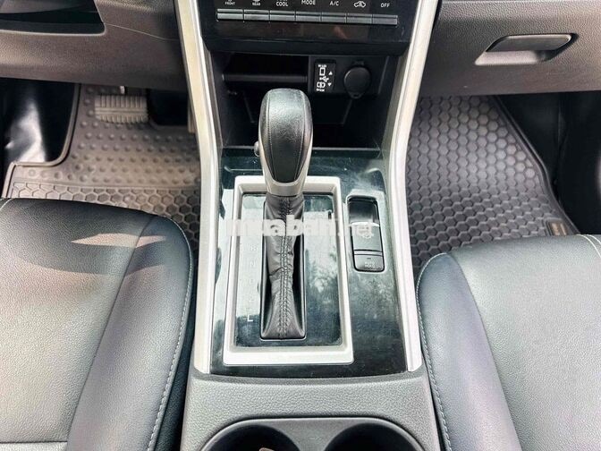 Mitsubishi Xpander Cross 2023 1.5 Tự động Cam