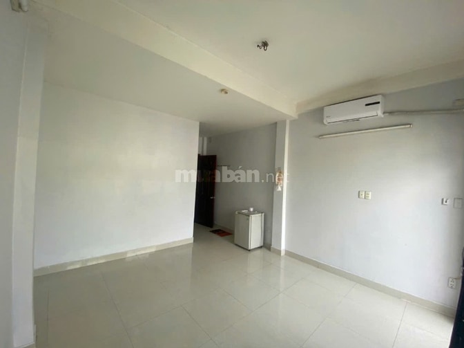Cần cho thuê phòng hẻm đối diện ĐH Bách Khoa