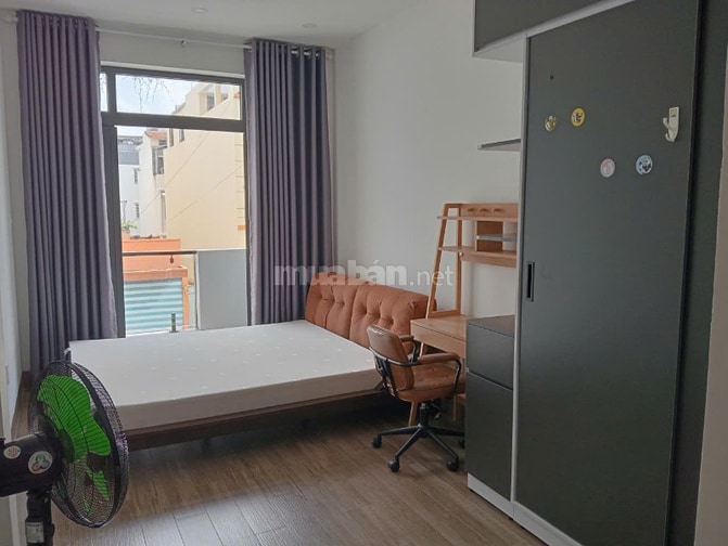 Cho Nam thuê phòng trung tâm quận 10