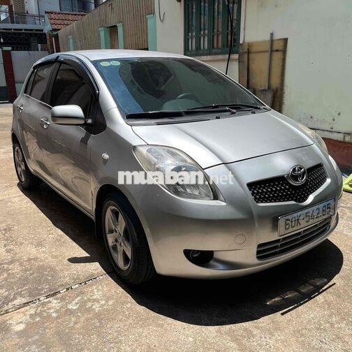 Toyota Yaris Số tự động Bạc 5 chỗ Nhật Bản