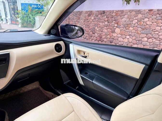 Toyota Corolla Altis 1.8G 2019 Số tự động