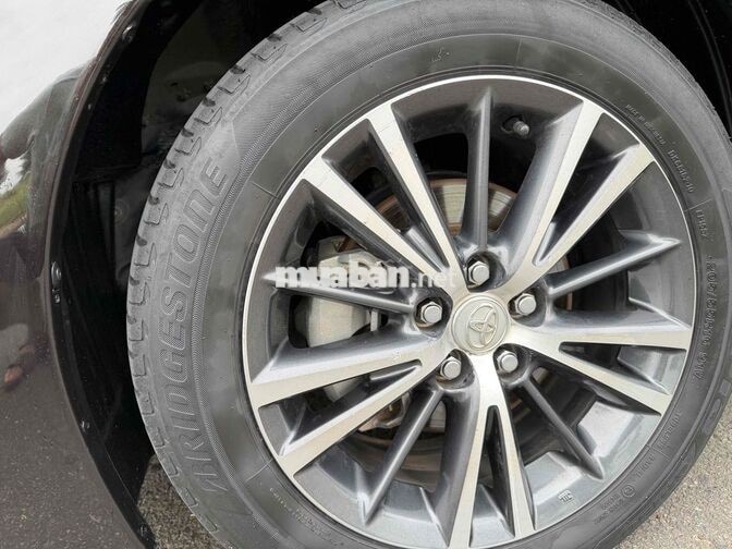 Toyota Corolla Altis 1.8G 2019 Số tự động