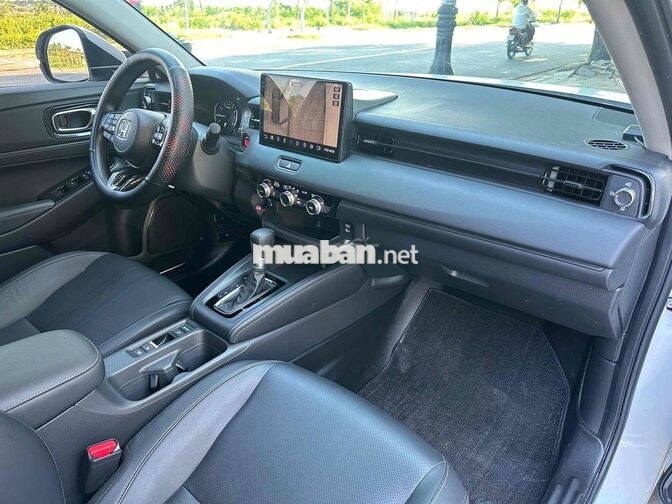 Honda HRV bản G 2025 10000 km Trắng Việt Nam