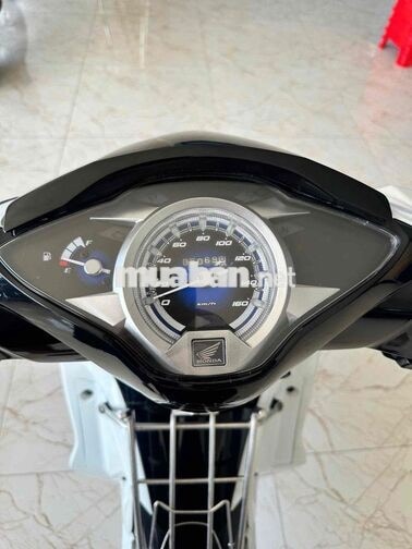 Honda Future 125 2023 Trắng 5000 km