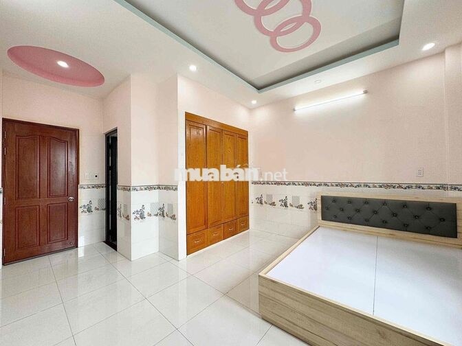 CHO THUÊ STUDIO CỬA SỔ TRỜI FULL NỘI THẤT GẦN EMART PHAN HUY ÍCH