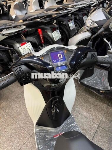 Honda SH 160i ABS 11/2025 5.835 km Chính Chủ
