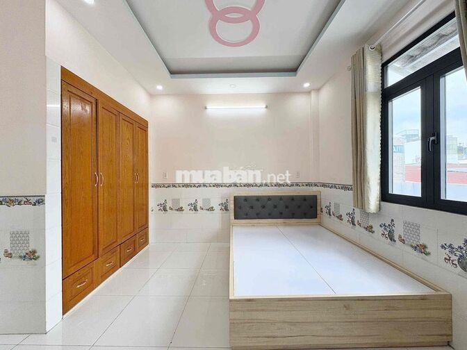 CHO THUÊ STUDIO CỬA SỔ TRỜI FULL NỘI THẤT GẦN EMART PHAN HUY ÍCH