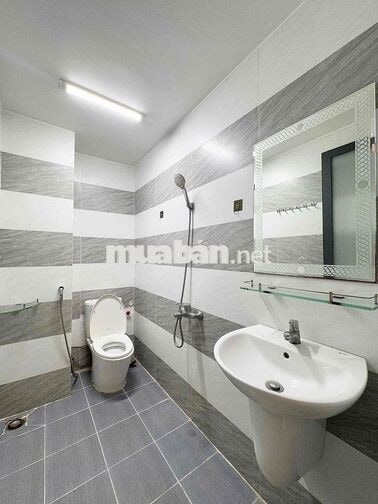 CHO THUÊ STUDIO CỬA SỔ TRỜI FULL NỘI THẤT GẦN EMART PHAN HUY ÍCH