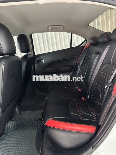 Mitsubishi Attrage 2024 Số sàn Trắng 32.000 km