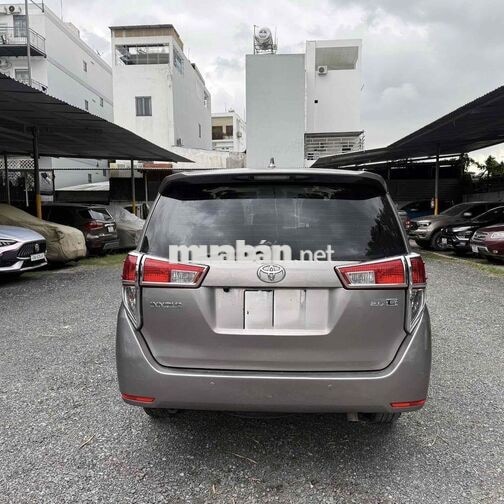 Toyota Innova E 2019 Số sàn Xám 7 chỗ