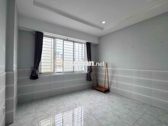 Trống lại 1 mã studio cửa sổ trời sát Lotte Him Lam TDT Q4 Q1 Trung So