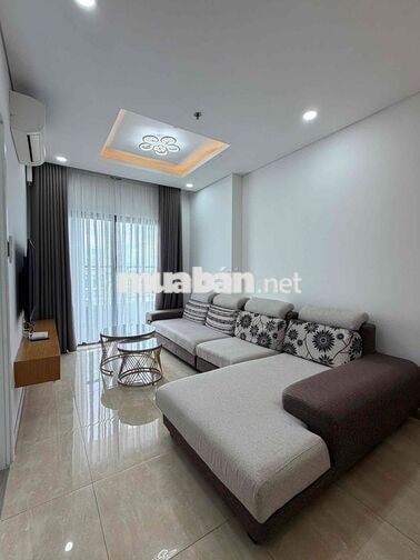 Cho thuê căn hộ 2 phòng ngủ Monarchy- Full nội thất - 75m2