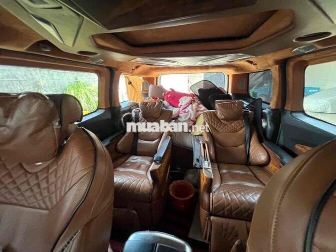 Ford Tourneo Tita 2.0 limousine siêu cao cấp đẹp