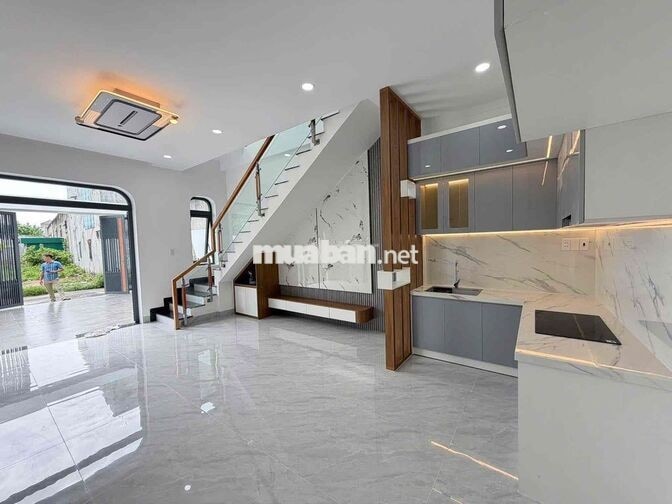 Nhà Phú Mỹ Mới Xây 3pn 2wc sẵn giường tủ , bàn ghế