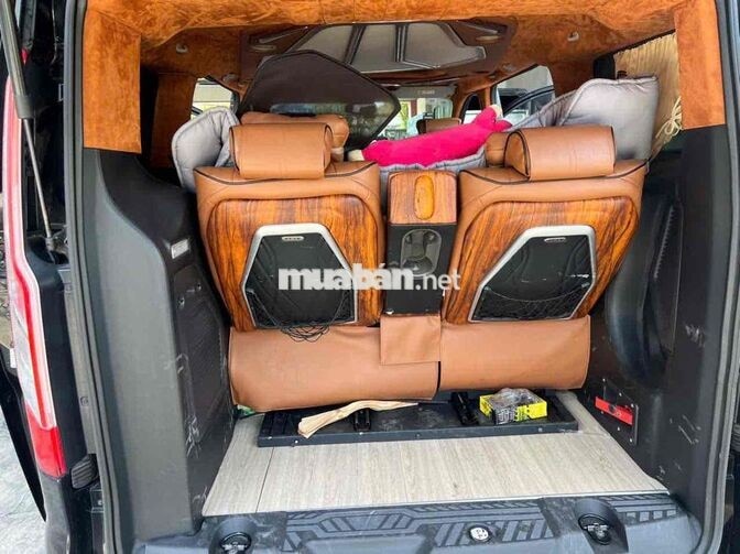 Ford Tourneo Tita 2.0 limousine siêu cao cấp đẹp