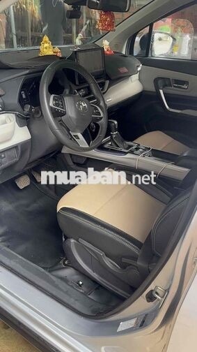 Toyota Veloz 2022 Top Bạc