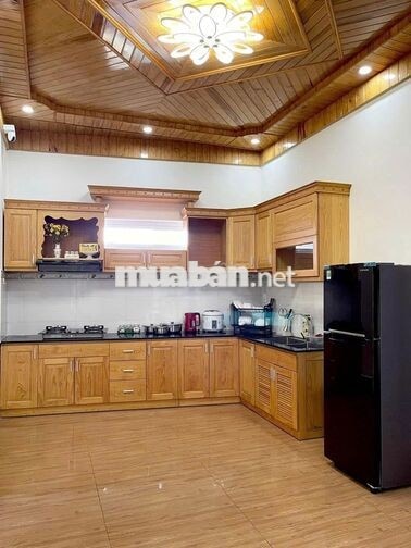 CHO THUÊ NHÀ Ở KINH DOANH 1 TRỆT 1 LẦU SÂN RỘNG ĐƯỜNG TRẠNG TRÌNH GIÁ