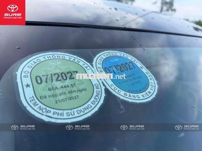 Toyota Innova Cross Hybrid 2024 Đen odo 30.000KM