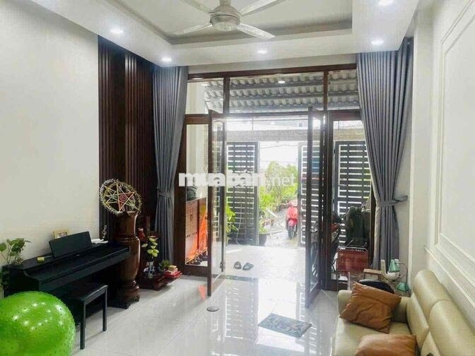 Cho thuê nhà 472 Phan huy ích p12(4x16) 2 lầu , st , 4pn , 5wc