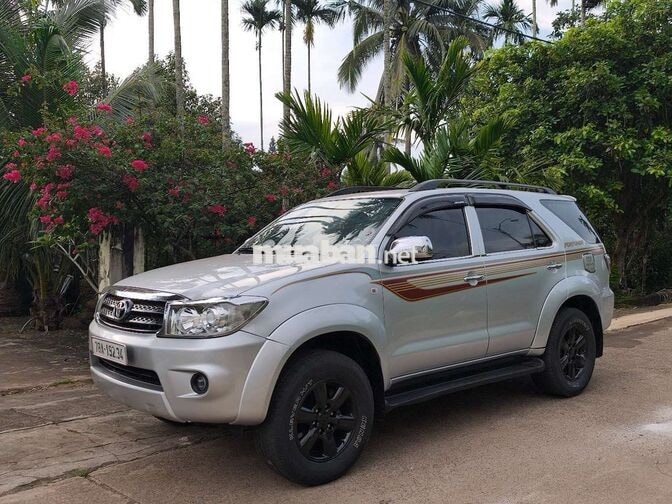 Toyota Fortuner 2009  máy dầu