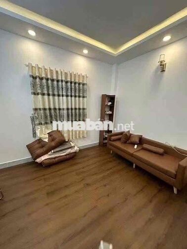 Cho Thuê Nhà DT 220m2 1Trệt 1Lửng 3Lầu 4Pn 5Wc Hẻm Ôtô