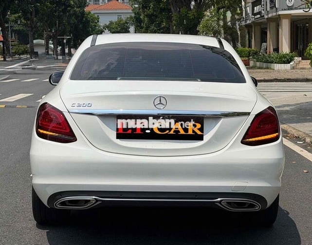 Mercedes C200 Exclusive 2020 Trắng 34.000 miles