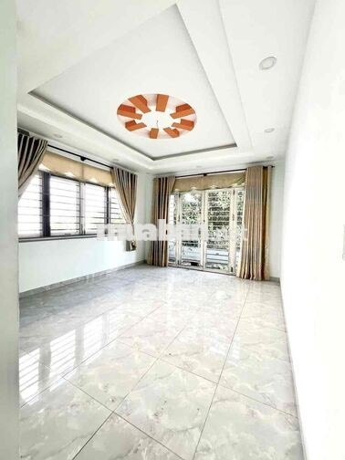 Cho Thuê Biệt Thự DT 10x40m 1Trệt 1Lầu 4Pn 4Wc Gara Ôtô Hẻm 1/ Ngắn