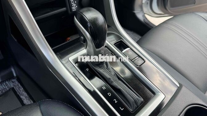 Mitsubishi Xpander Cross 2024 đăng ký mới 2025