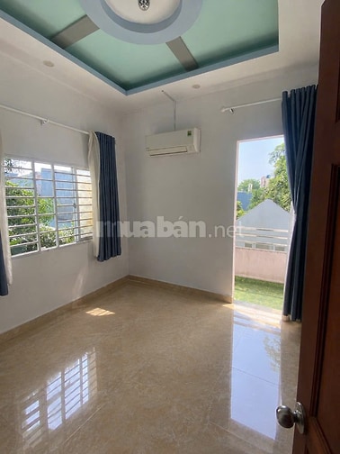 CHO THUÊ NHÀ SÂN VƯỜN 3 TẦNG _HUỲNH TẤN PHÁT, NHÀ BÈ - 8,5 TRIỆU/THÁN