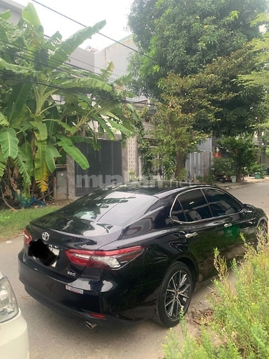 Toyota Camry 2.0Q 2022 - Một chủ, full lịch sử bảo dưỡng hãng