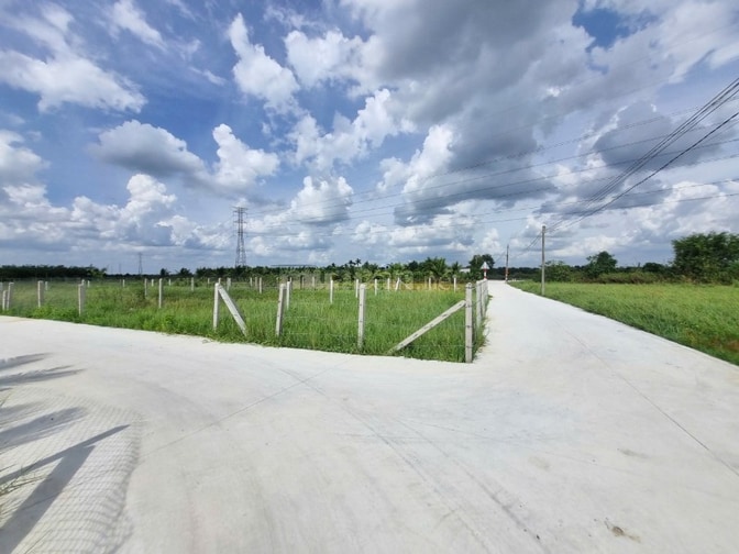 117m2 thổ cư ngay KCN Phước Đông. 2 mặt tiền. 695tr có TL 