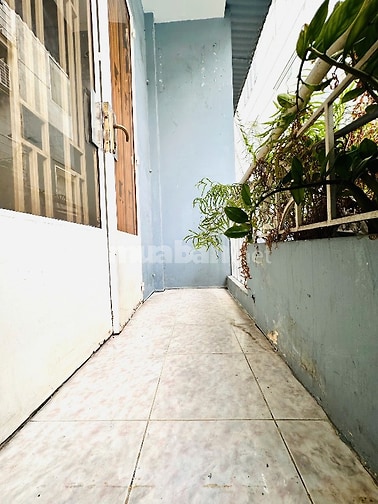 Bán nhà 360/6 Nguyễn Thị Minh Khai, phường 5, quận 3, Dt: 5x3m