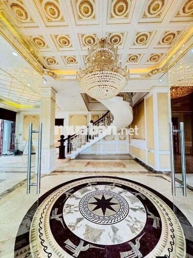 Biệtthự 3TẦNG GẦN  #800m2 (27❌27M)
#Thạnh_Lộc_Quận12 Có 450m2 Thổ cư.