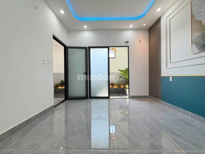 bán nhà sổ hồng riêng 5.2x20m thiết kế hiện đại