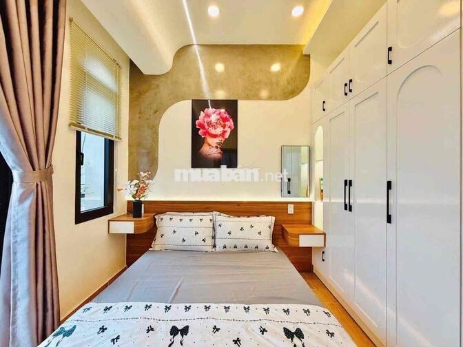 Nổi Bật 3 Tỷ 💵 3 Phòng Ngủ có Phòng Ngủ Tầng Trệt Đường Phan Huy Ích 📍