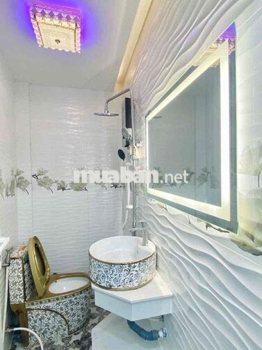 Căn hộ mini mới xinh full nội thất kế cầu Nguyễn Văn Cừ