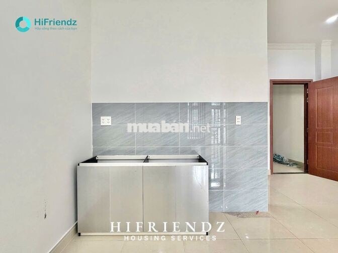 Khai trương studio ban công 40m2 ở được 3-4 người giá hạt dẻ