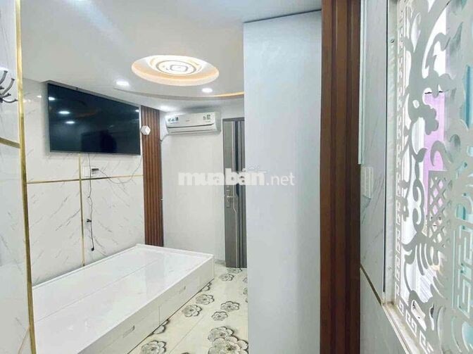Căn hộ mini mới xinh full nội thất kế cầu Nguyễn Văn Cừ