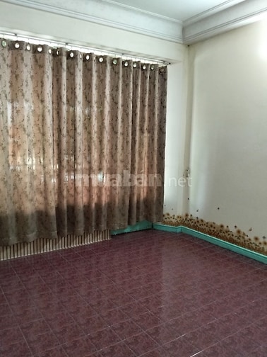 Cho sinh viên hoặc nhân viên thuê phòng rộng , giá rẻ