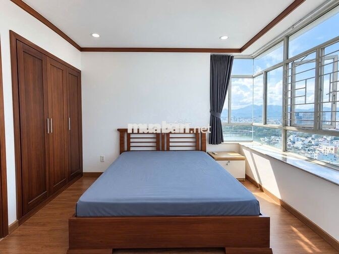 CHO THUÊ *** 1 CĂN GÓC 3 PHÒNG NGỦ – 117M² – FULL NỘI THẤT