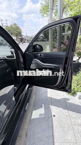 BMW X5 2023 Đen 15.000 km