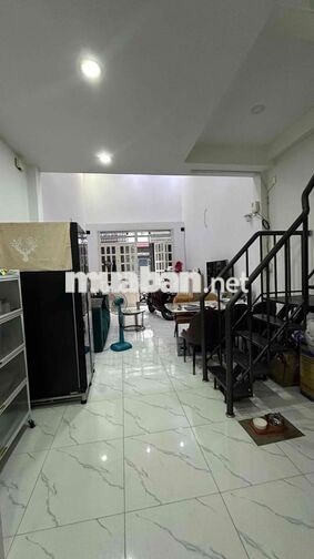 Cho Thuê Nhà Đối Diện Aeon Tân Phú - DT 4x13m 1 Trệt 1 Lửng Đúc - 9Tr