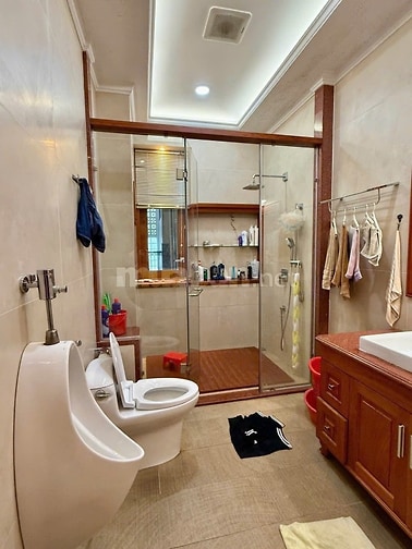 Bán Biệt thự Mặt tiền đường C12 ngay nhà ga T3,150m2 (7.5x20m) 5 tầng