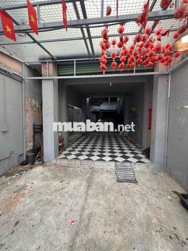 MB SAU LƯNG NHÀ THỜ Hạnh Thông Tây 656
